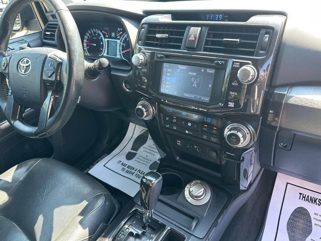 Toyota 4Runner TRD Off Road Premium 4WD (Natl) 2019