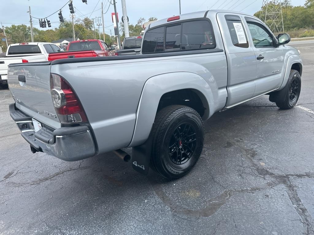 Toyota Tacoma 4WD Access Cab V6 MT (Natl) 2013