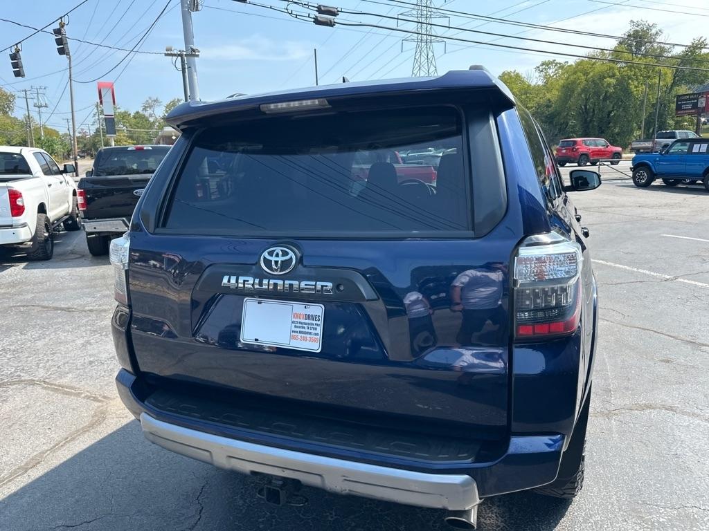 Toyota 4Runner 4WD 4dr V6 Trail Premium (Natl) 2015