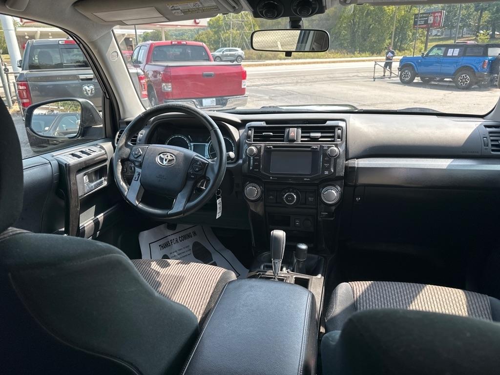 Toyota 4Runner 4WD 4dr V6 Trail Premium (Natl) 2015