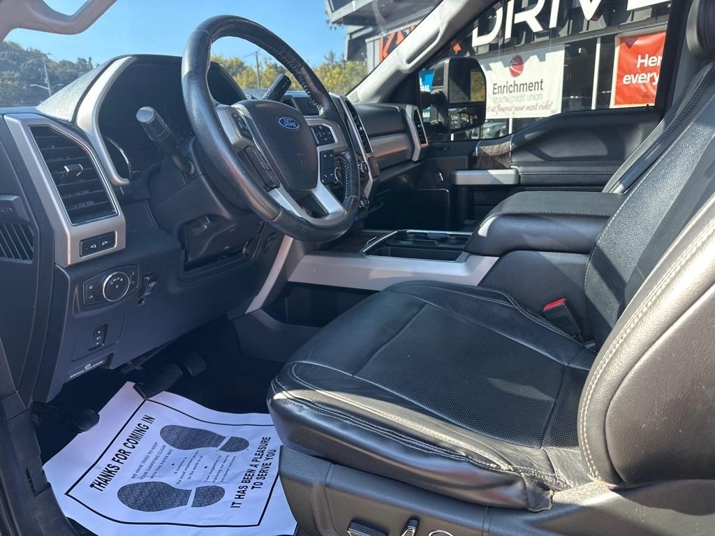 Ford Super Duty F-250 SRW King Ranch 4WD Crew Cab 8' Box 2019