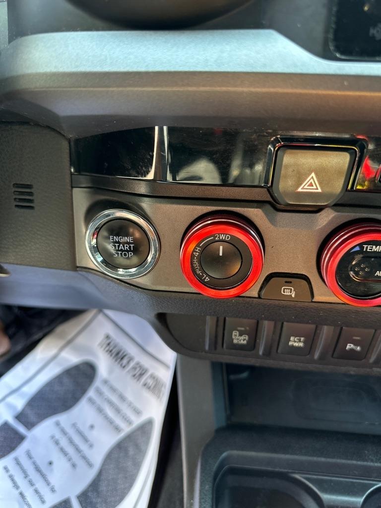 Toyota Tacoma TRD Off Road Double Cab 5' Bed V6 4x4 MT (Natl) 2017