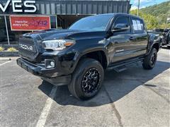 2017 Toyota Tacoma 