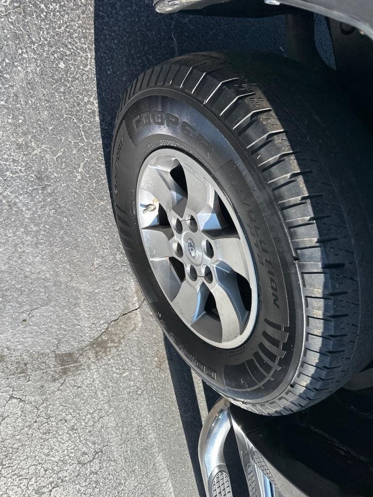 Toyota 4Runner 4WD 4dr V6 Limited (Natl) 2012