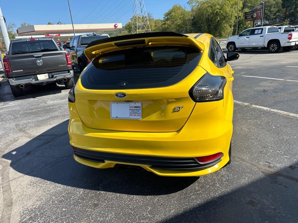 Ford Focus ST Hatch 2017