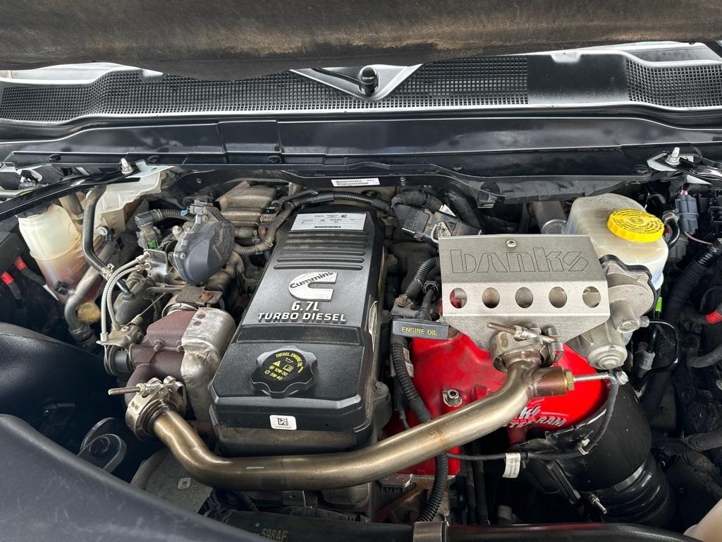 RAM 3500 Tradesman 4x4 Crew Cab 8' Box 2022