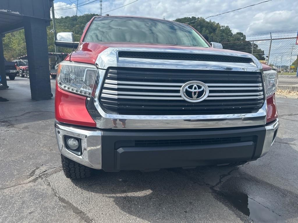 Toyota Tundra 4WD Limited Double Cab 6.5' Bed 5.7L (Natl) 2017