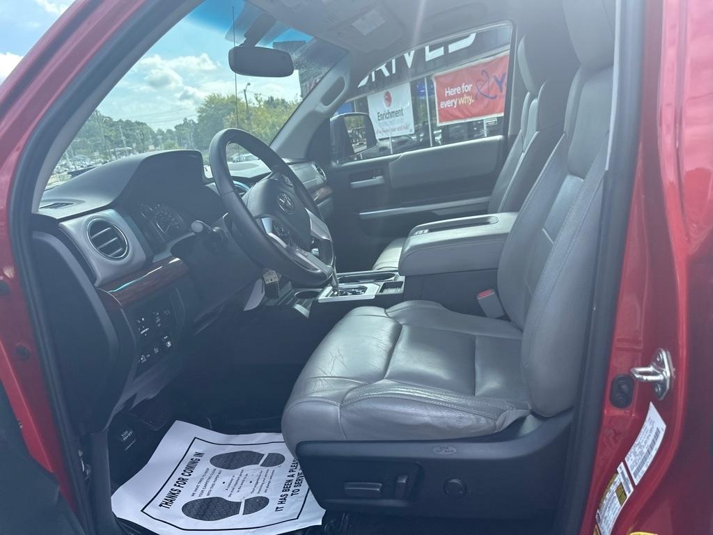 Toyota Tundra 4WD Limited Double Cab 6.5' Bed 5.7L (Natl) 2017