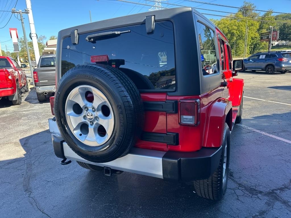 Jeep Wrangler Unlimited 4WD 4dr Sahara 2015