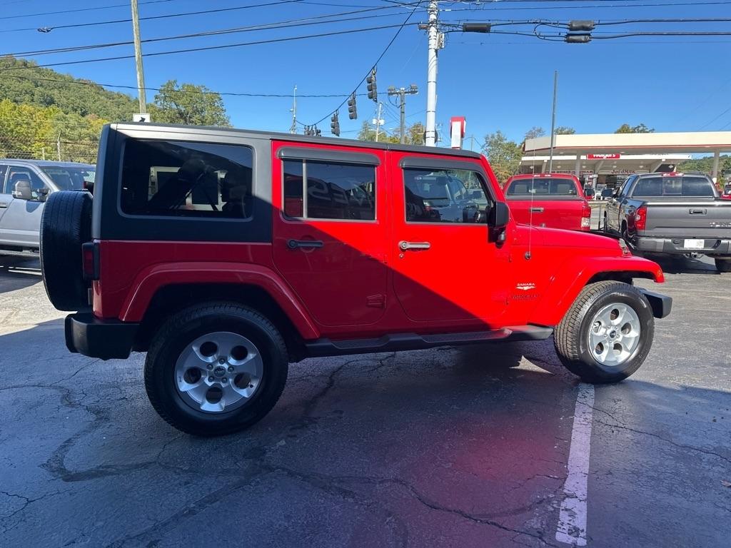 Jeep Wrangler Unlimited 4WD 4dr Sahara 2015