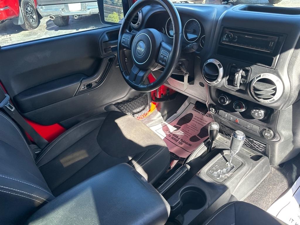 Jeep Wrangler Unlimited 4WD 4dr Sahara 2015