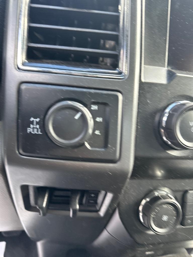 Ford Super Duty F-250 SRW King Ranch 4WD Crew Cab 8' Box 2020