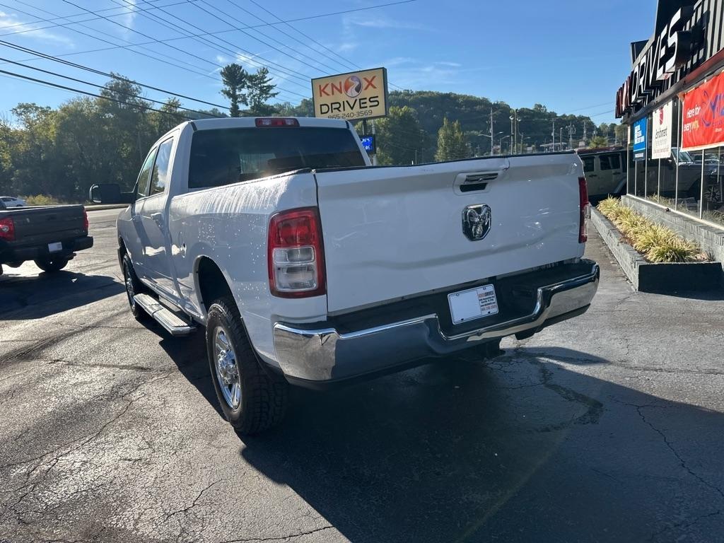 RAM 3500 Big Horn 4x4 Crew Cab 6'4" Box 2020