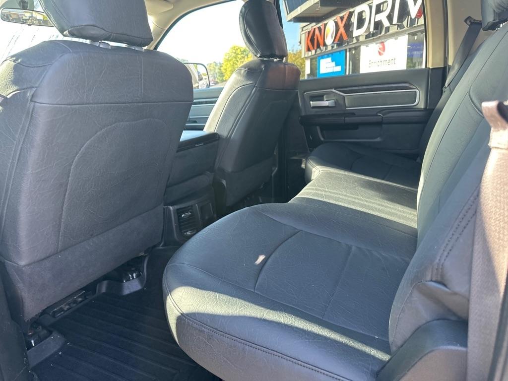 RAM 3500 Big Horn 4x4 Crew Cab 6'4" Box 2020
