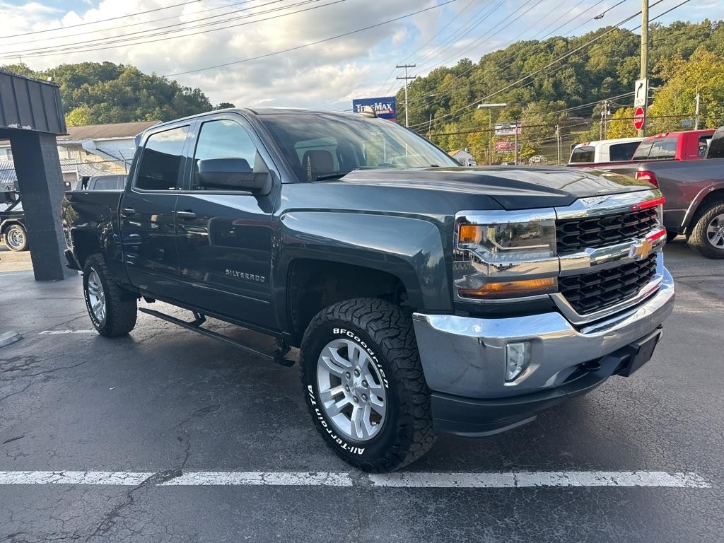 Chevrolet Silverado photo 5