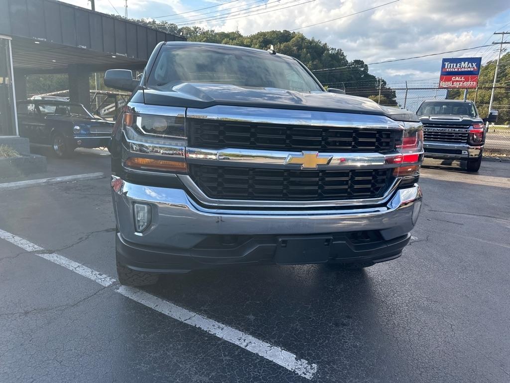 Chevrolet Silverado photo 6