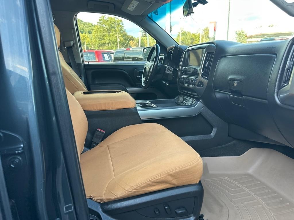 Chevrolet Silverado photo 8