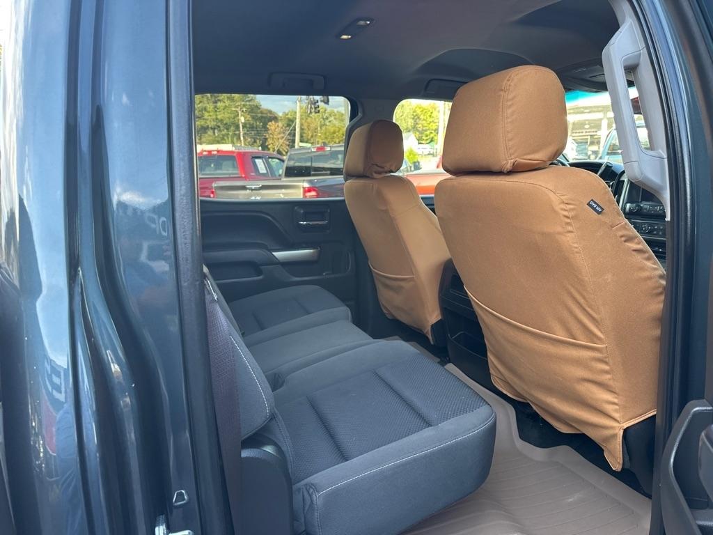 Chevrolet Silverado photo 10