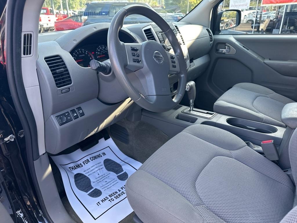 Nissan Frontier Crew Cab 4x4 SV V6 Auto 2018