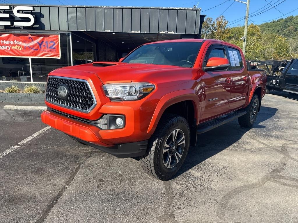 Toyota Tacoma TRD Off Road Double Cab 5' Bed V6 4x4 MT (Natl) 2018