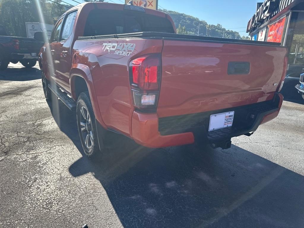 Toyota Tacoma TRD Off Road Double Cab 5' Bed V6 4x4 MT (Natl) 2018