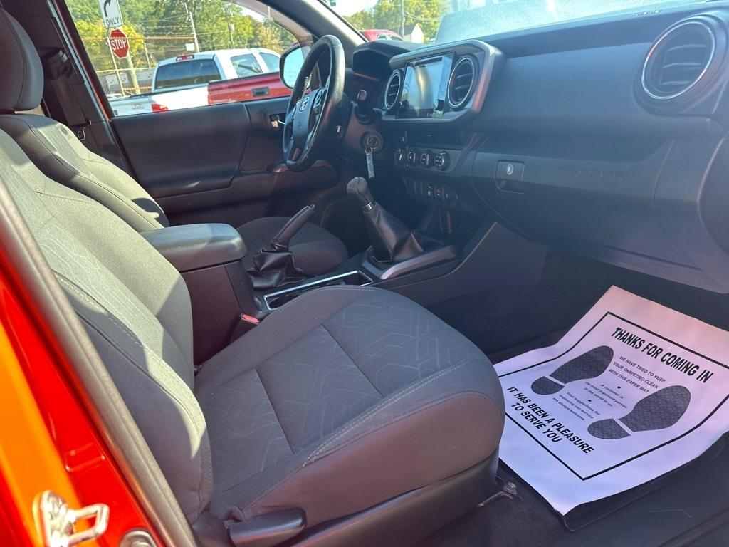 Toyota Tacoma TRD Off Road Double Cab 5' Bed V6 4x4 MT (Natl) 2018