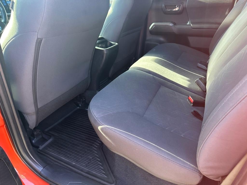 Toyota Tacoma TRD Off Road Double Cab 5' Bed V6 4x4 MT (Natl) 2018