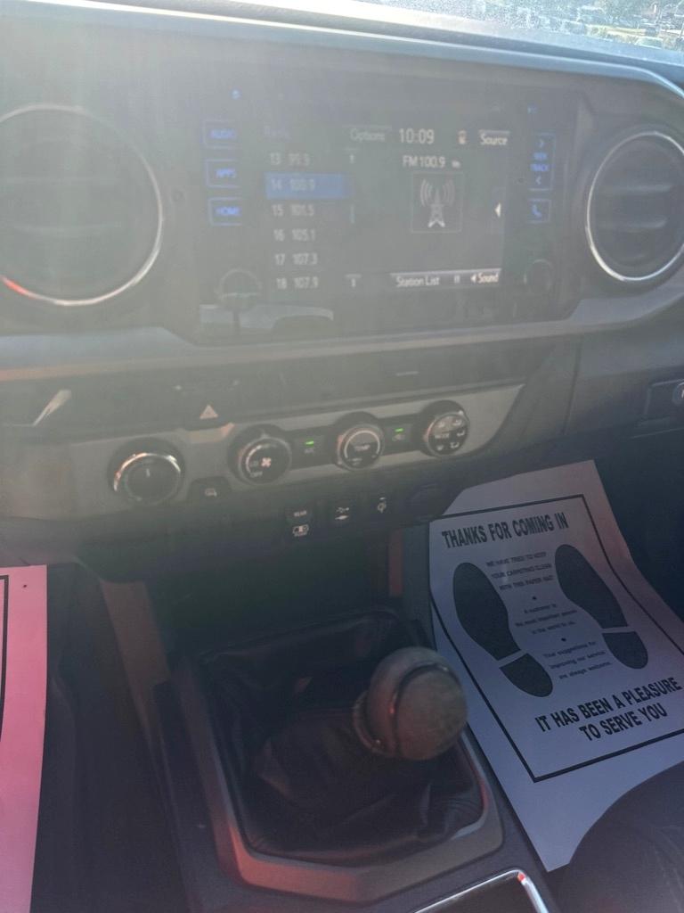 Toyota Tacoma TRD Off Road Double Cab 5' Bed V6 4x4 MT (Natl) 2018