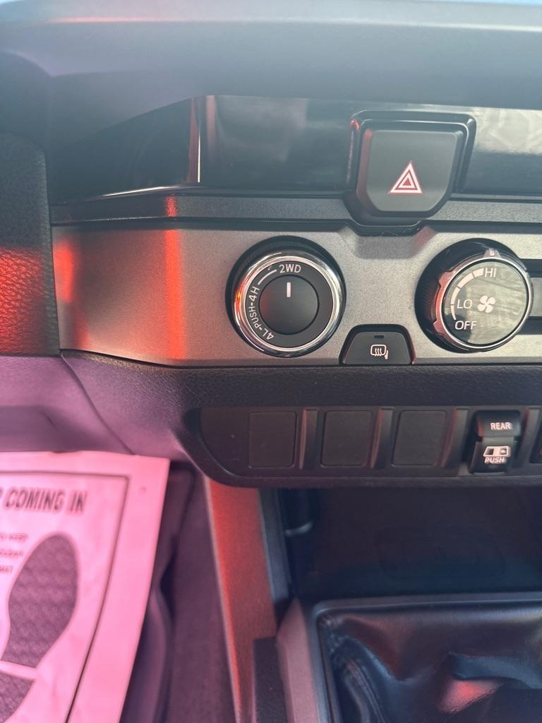 Toyota Tacoma TRD Off Road Double Cab 5' Bed V6 4x4 MT (Natl) 2018