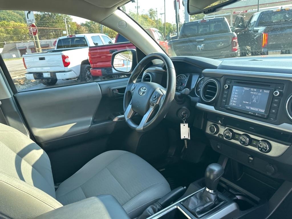 Toyota Tacoma 4WD Double Cab V6 MT TRD Off Road (Natl) 2016