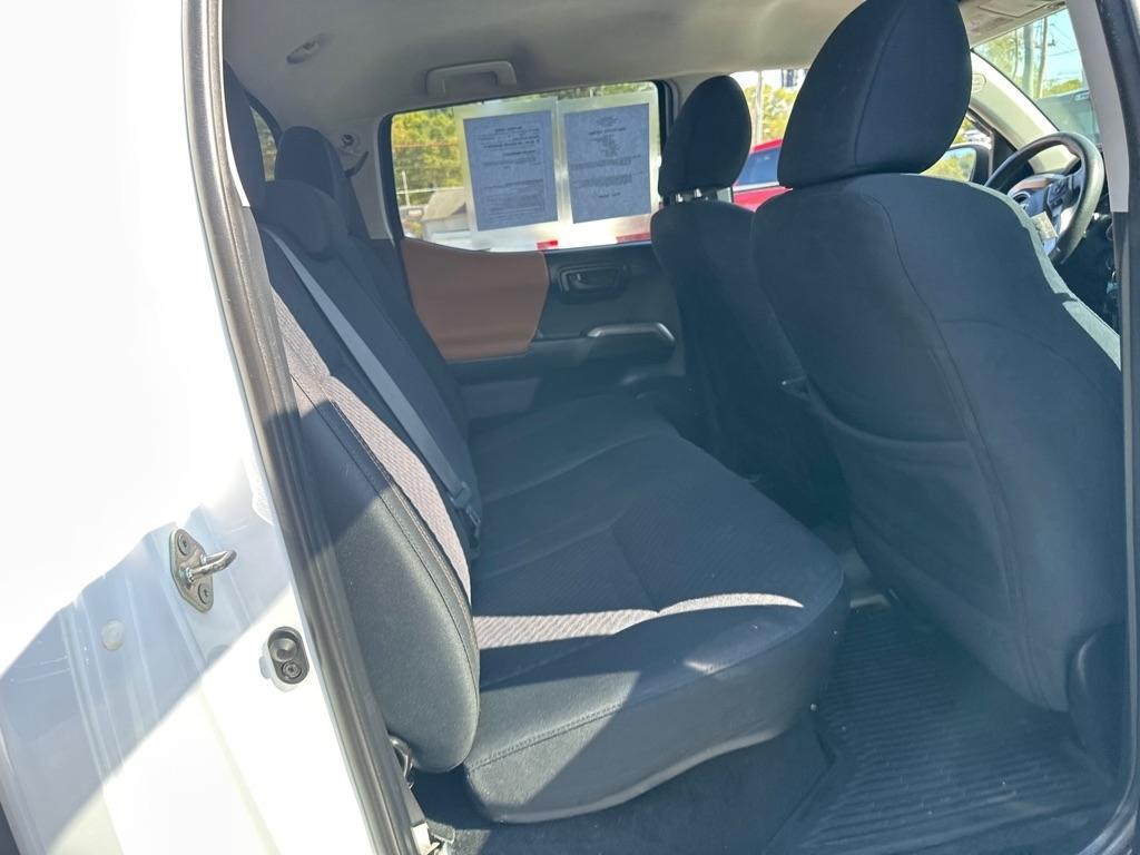 Toyota Tacoma 4WD TRD Off Road Double Cab 5' Bed V6 MT (Natl) 2020