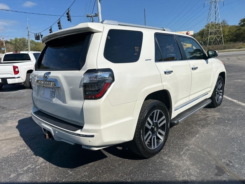 Toyota 4Runner TRD Off Road Premium 4WD (Natl) 2018
