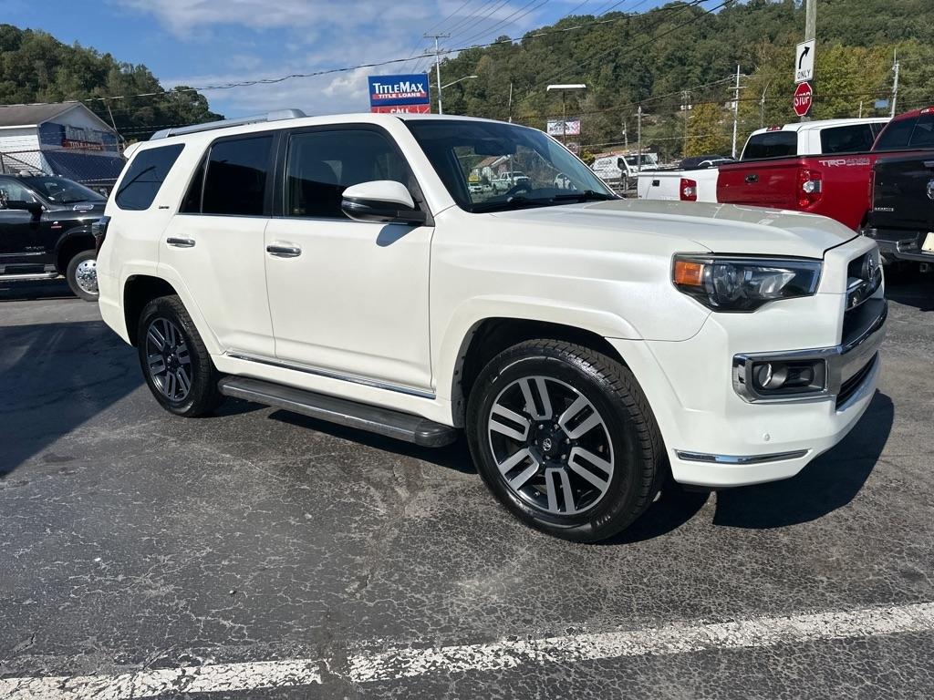 Toyota 4Runner TRD Off Road Premium 4WD (Natl) 2018