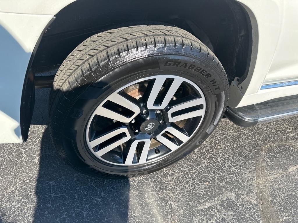 Toyota 4Runner TRD Off Road Premium 4WD (Natl) 2018
