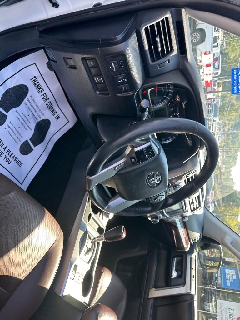 Toyota 4Runner TRD Off Road Premium 4WD (Natl) 2018