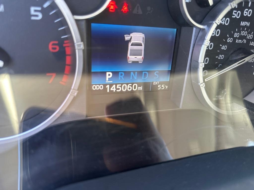 Toyota Tundra 4WD SR5 Double Cab 6.5' Bed 4.6L (Natl) 2017