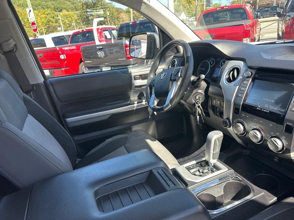 Toyota Tundra 4WD Truck CrewMax 5.7L V8 6-Spd AT TRD Pro (Natl) 2016