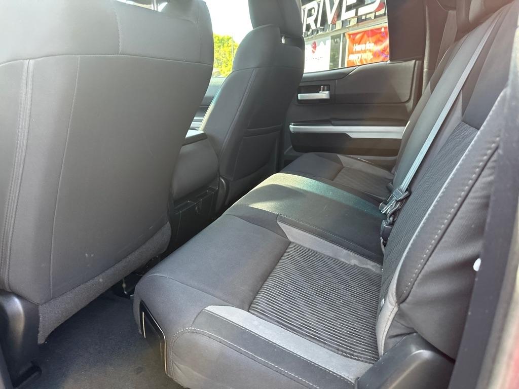 Toyota Tundra 4WD Truck Double Cab 5.7L V8 6-Spd AT SR5 (Natl) 2014