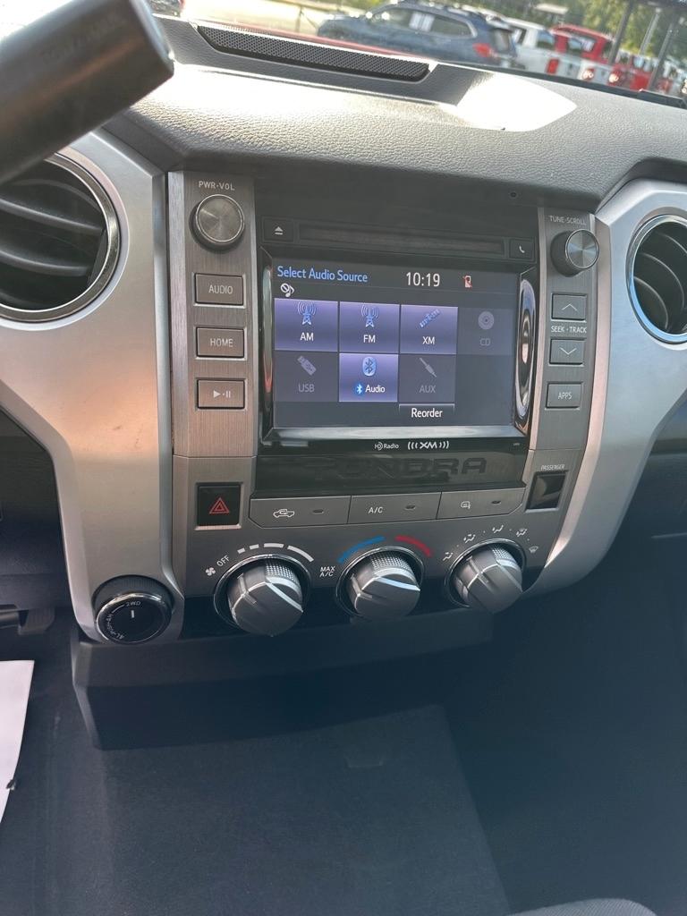 Toyota Tundra 4WD Truck Double Cab 5.7L V8 6-Spd AT SR5 (Natl) 2014