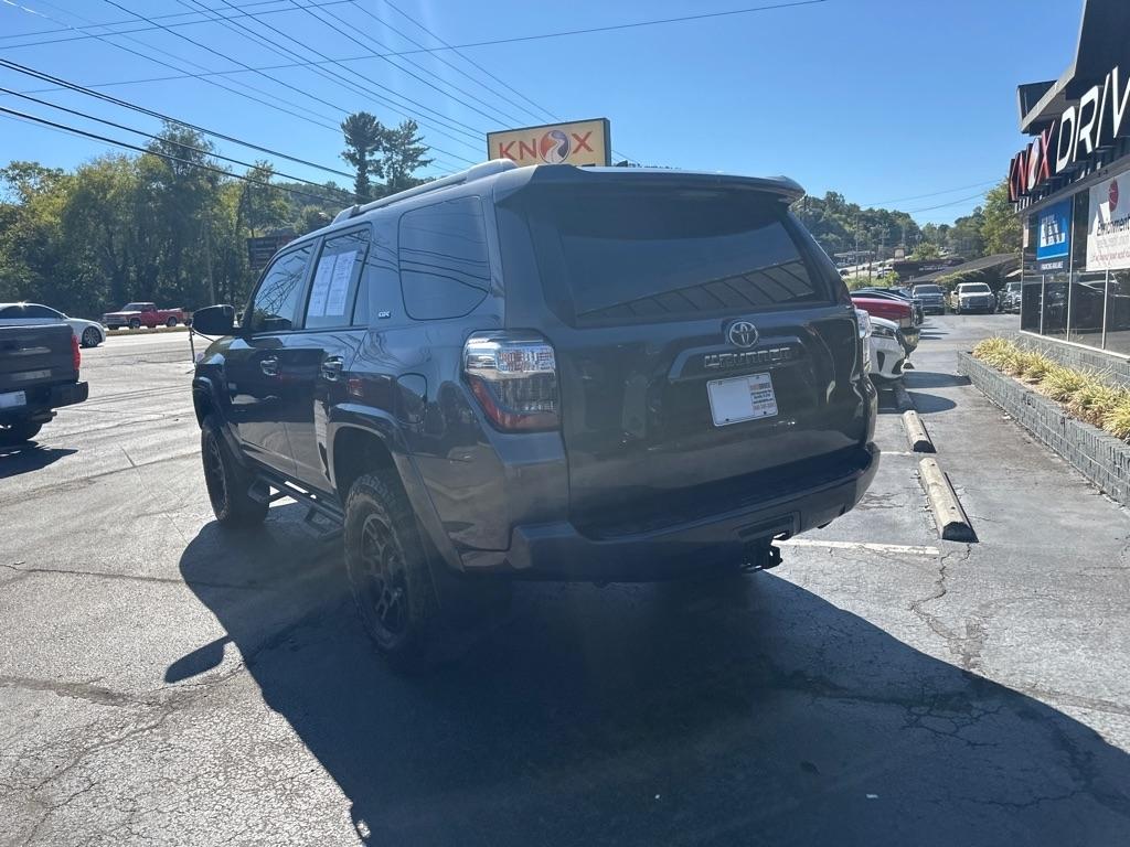 Toyota 4Runner TRD Off Road Premium 4WD (Natl) 2018