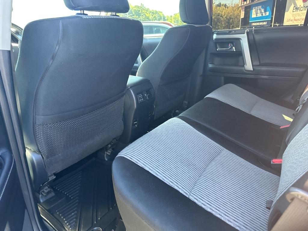 Toyota 4Runner TRD Off Road Premium 4WD (Natl) 2018