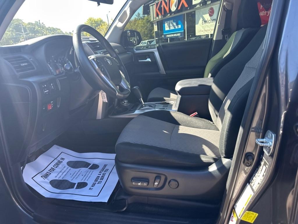 Toyota 4Runner TRD Off Road Premium 4WD (Natl) 2018