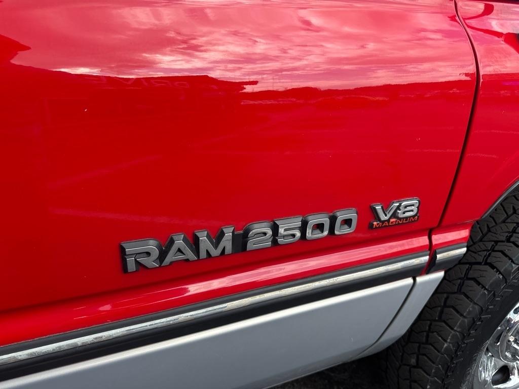Dodge Ram 2500 Club Cab 155" WB HD 1996