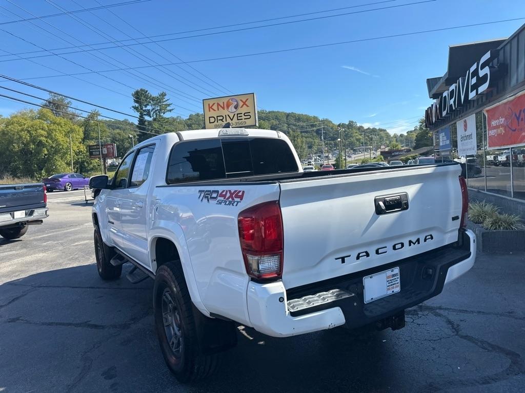 Toyota Tacoma TRD Off Road Double Cab 5' Bed V6 4x4 MT (Natl) 2017