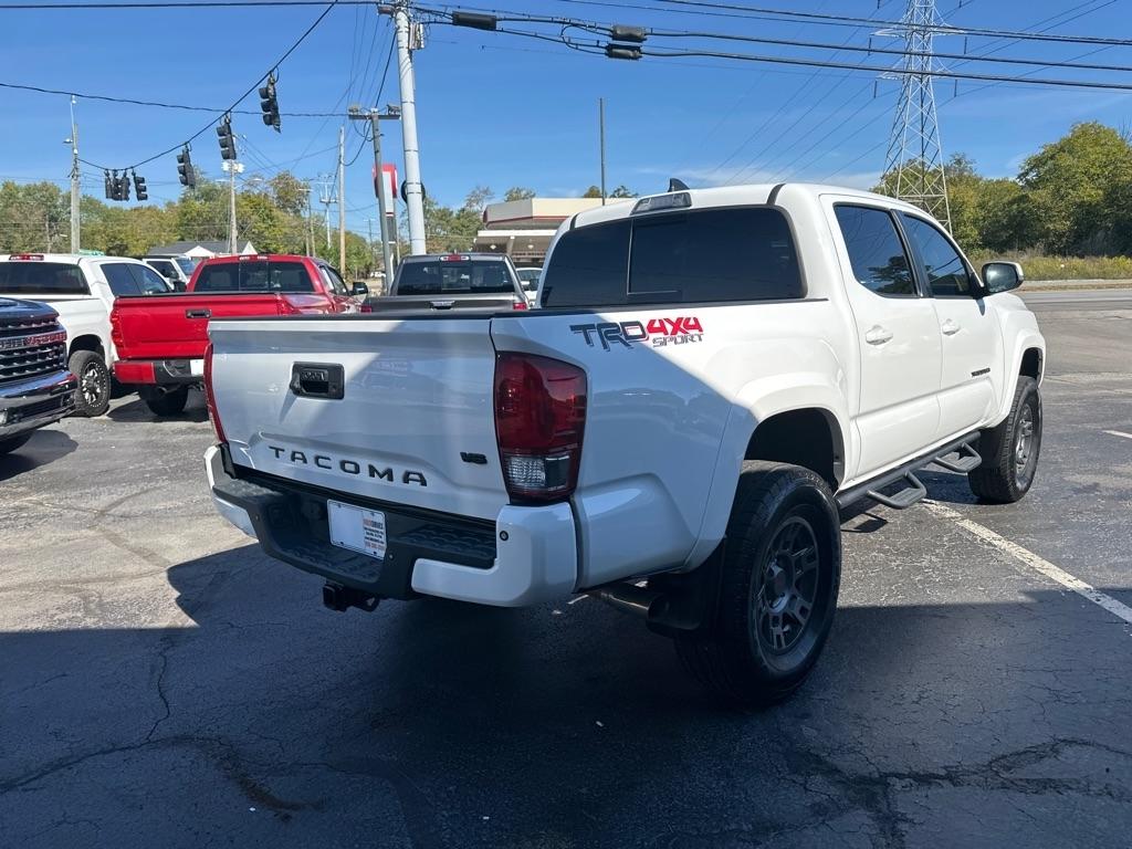 Toyota Tacoma TRD Off Road Double Cab 5' Bed V6 4x4 MT (Natl) 2017