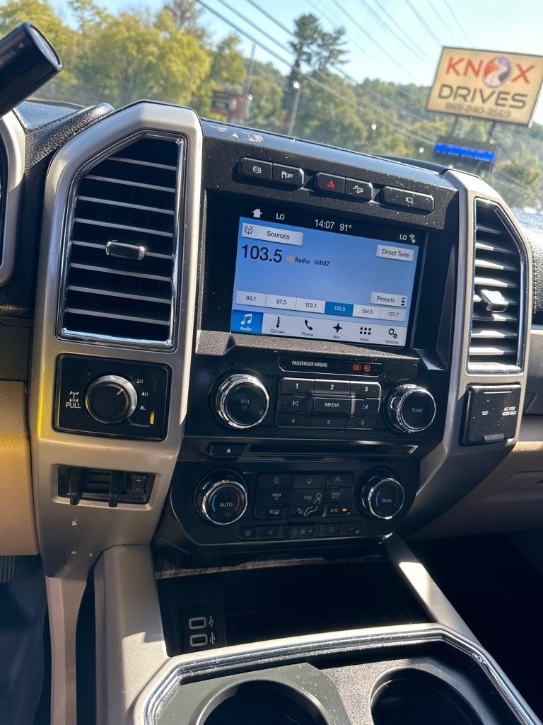 Ford Super Duty F-250 SRW King Ranch 4WD Crew Cab 8' Box 2017