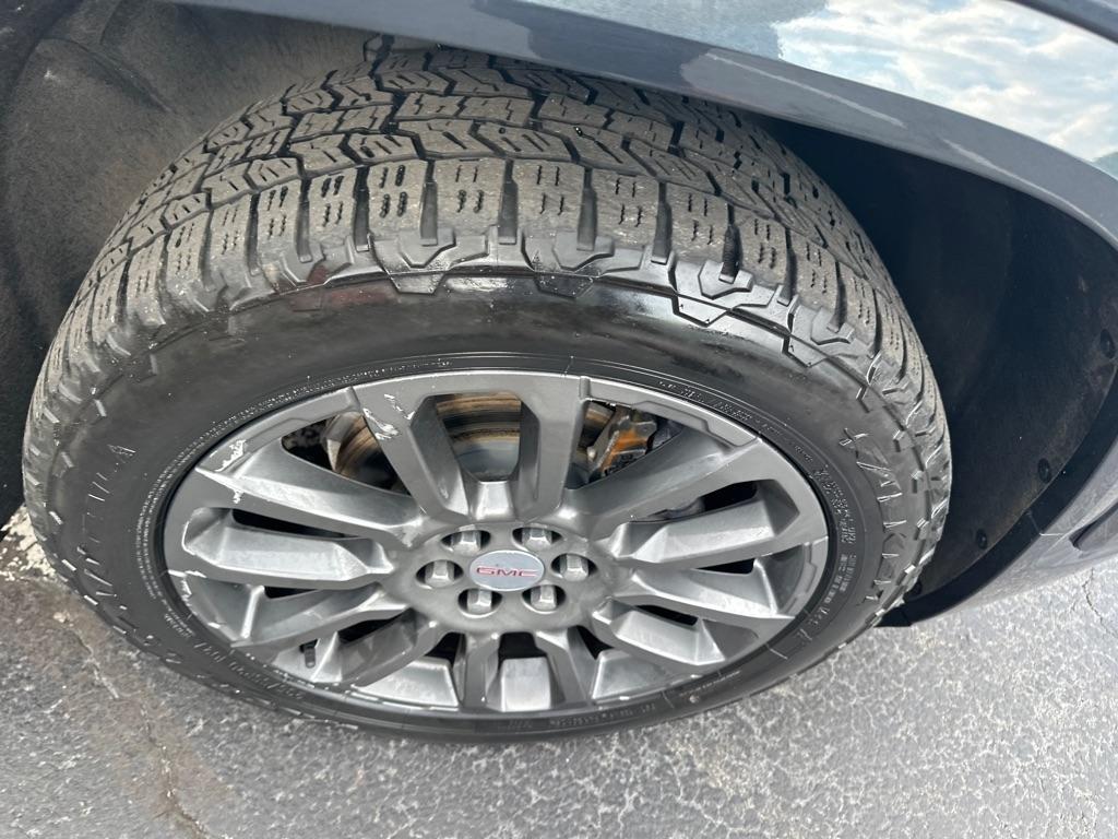 GMC Acadia AWD 4dr Denali 2021