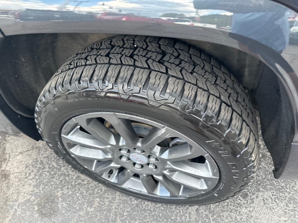 GMC Acadia AWD 4dr Denali 2021