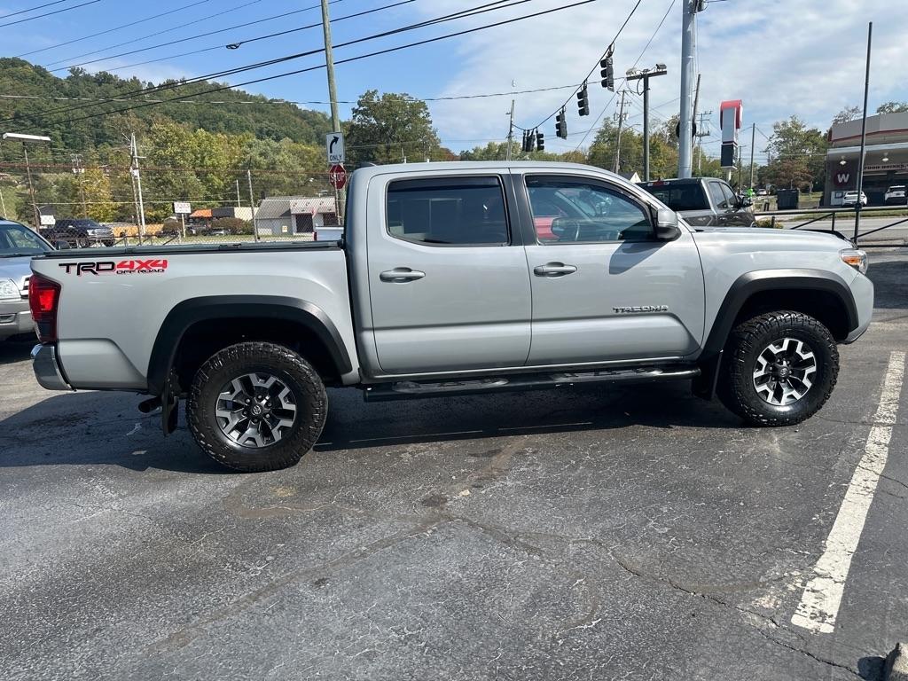 Toyota Tacoma TRD Off Road Double Cab 5' Bed V6 4x4 MT (Natl) 2018