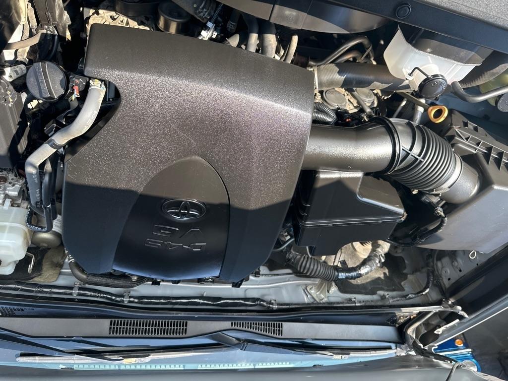 Toyota Tacoma TRD Off Road Double Cab 5' Bed V6 4x4 MT (Natl) 2018